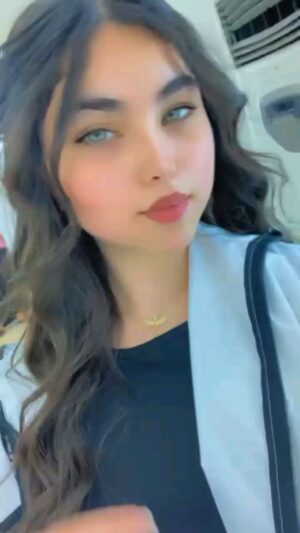 Sara Aws Instagram - اشلونكم بلمتحانات 
اني الحمد لله الاسئلة كلش سهلة الاول متوسط سهل الحمد لله
