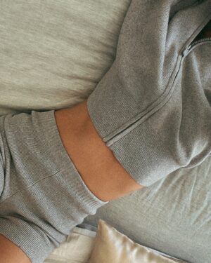 Sara Sampaio Instagram - Cozy Sundays at home  @alo