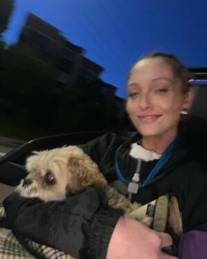Sara Thompson Instagram - 10 photos of me in my summer slehhh