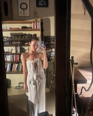 Sara Thompson Instagram - 10 photos of me in my summer slehhh