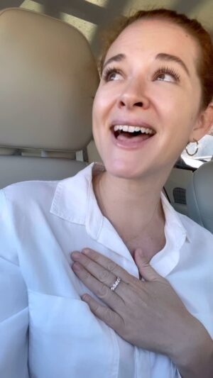 Sarah Drew Instagram - Happy Sunday!!! Jamming to this song on the way to church!!! Worry is not gonna steal my joy today!!! Beautiful song by @caintheband #imsoblessed