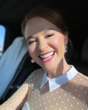 Sarah Drew Instagram - Oh what fun it was to chat about #acowboychristmasromance on @ktla5news this morning! Tune in this Saturday dec 9 at 8pm on @lifetimetv @itsawonderfullifetime Glam by the amazing @dannidoesit and @berlyrodriguezmua ! Styled by me!! @autumnfederici @jakehelgren