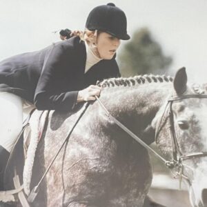 Sarah Ferguson Instagram - Growing up riding my 12.2 pony called Spider, I always dreamed of winning a gold medal in Equestrian. So watching @teamgb and their brilliant riders achieve our first 🥇 of the summer #Olympics yesterday was absolutely remarkable. Congratulations on such an amazing achievement. 👏🐎🇬🇧 #eventing #England @laura_collett @tommceweneventing @ros_canter_eventing