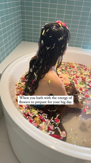 Sarah Lian Instagram - Cleansing and preparing with 🛁🌸🌺🌼

Kak Ida (everyone’s bidan) helped prepare me for my big day with a mandi bunga. This was the first time I experienced traditional ritual for cleansing and nourishing energy. Flower baths help to flush the body of negative energies. The body becomes an open channel for fresh beginnings. It is believed that this ritual is best performed during the full moon. I smelled like limes all day but this beautiful act of renewal was a simply beautiful. ❤️

Did you mandi bunga before you got married? 

#mandibunga #flowerbath #weddingpreparation
