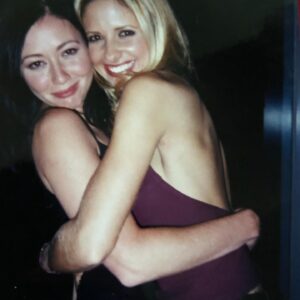 Sarah Michelle Gellar Instagram - How do you possibly find the right words to sum up 30 years of friendship? I keep reminding myself it only hurts this much because, there was so much love. Thank you, for all your kind words and support. I love all the messages about how @theshando was important to you. So let’s honor her. More than anything, Shan loves animals, especially dogs. In her memory let’s support our favorite animal charities. Whether that’s donating money , stopping by your local shelter and just offering cuddles and walks to animals housed there or even just tagging them in the comments so other people can learn about their work. I know that would make our girl happy (and illicit that deep throaty laugh we all loved) 💔 💔💔