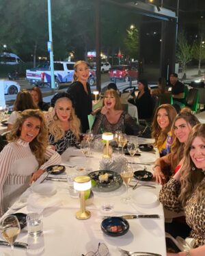 Sarah Mintz Instagram - Noche de villanas!!! Canela.tv 🎬🎥 @miracanelatv #villanas #secretosdevillanas2