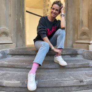 Sarah Valentina Winkhaus Instagram - Ihr Lieben, ich bin wie ihr wisst ja verrückt nach Kunst. Hier war ich mit Clara im K21 bei einer Ausstellung. Steht ihr auf Kunst & Kultur? Wann wart ihr das letzte Mal im Museum?