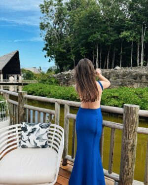 Saraí Meza Instagram - I love an excuse to dress up ☝🏻😌