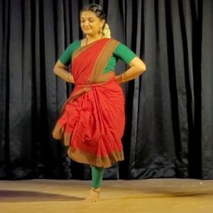 Saranya Mohan Instagram - “There are shortcuts to happiness, and dancing is one of them.”
❤
