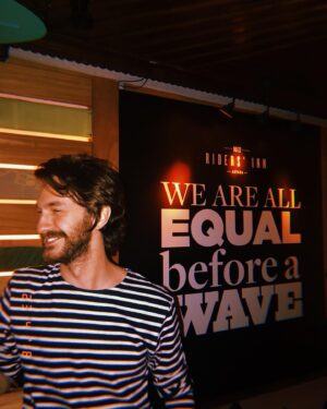 Sarp Can Köroğlu Instagram - “We are all equal before a wave” bir Akyaka atasözü...