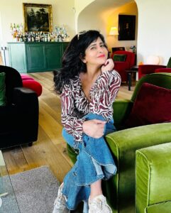 Actress Saru Maini HD Photos and Wallpapers June 2024
