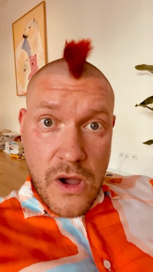 Sascha Lobo Instagram - Der IKEA-Effekt oder warum so viele Leute komplett irrwitzigen, verschwörungstheoretischen Quark glauben. 

#ichfragmich 
#corona #verschwörungstheorie #trump #spiegel #xaviernaidoo #terror 

Link zur Kolumne: 

https://www.spiegel.de/netzwelt/netzpolitik/qanon-verschwoerungsideologie-zum-mitmachen-a-8656ef8e-b2dc-4b90-a09f-8cb6e4a4db19