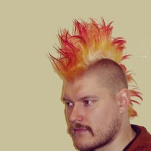 Sascha Lobo Instagram - What a difference a decade makes

#iro #mohawk #throwback #20082009 #selfie #fire #feuer #feuerfrisur