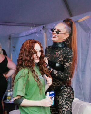 Sasha Colby Instagram - we really did that @chappellroan !! thank you so much for welcoming me on stage with you for this incredible moment ✨ 

📸 @travistrautt @gracelindseyphoto