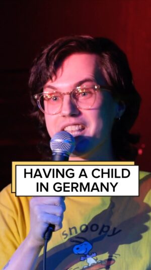 Sasha Kapadya Instagram - new reel with one of the strongest jokes from the concert! as always, i really appreciate your likes, comments, reposts, and donations 🙏 have a great day! ☺️

#comedy #standup #alternative #english #germany #russia #children #languages #migration