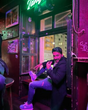 Sathish Krishnan Instagram - I have just this DREAM . Pc: @rp3825 @danixycode #hukumtourzurich