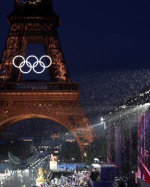 Saúl Craviotto Instagram - ¡El momento ha llegado! Ayer se inauguraron los Juegos Olímpicos de París 2024 y no puedo estar más ilusionado ☺️☺️☺️
Cada gota de sudor, cada sacrificio y cada sueño nos han traído hasta aquí. Este es el escenario donde los límites se rompen y los sueños se convierten en realidad. Gracias a todos por vuestro apoyo incondicional. ¡Vamos a dejarnos el alma equipo! 🇪🇸🇪🇸🇪🇸#París2024 #SueñoOlímpico #OrgulloYPasión