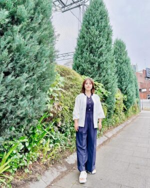 Sayaka Isoyama Instagram - 衣裳たち♡
いつもありがとうございます♪

大好きな八木さんと一緒♡
JCOM 「全国賃貸オーナーズフェスタ2024」×「ご当地サタデー」

カーディガン/ニット @lounie_jp
ワンピース @untitled_official.jp
イヤリング 、リング @phoebe_official

「ハートビートボート＋」
特別verでした！

ワンピース @abahousemavie
カーディガン @stola.jp
イヤカフ、リング @cocoshnik_official

テレビ東京系「有吉木曜バラエティ」
山手線の誕生の秘密を学びました！

カーディガン・コンビネゾン @lounie_jp