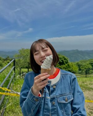 Sayu Kubota Instagram - 毎日暑いですが、皆さん溶けていませんか？🫠今日24時40分からはドラマ「私をもらって~追憶編~」第5話。稜英さんと奈津実それぞれの心の内にギュッとなります。今夜もぜひご覧下さい。🩵