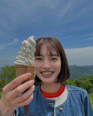 Sayu Kubota Instagram - 毎日暑いですが、皆さん溶けていませんか？🫠今日24時40分からはドラマ「私をもらって~追憶編~」第5話。稜英さんと奈津実それぞれの心の内にギュッとなります。今夜もぜひご覧下さい。🩵