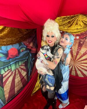 Scarlett Bobo Instagram - DRAG CON DAY 2 ROUND UP’!
•
•
•
Thank you for everyone who came to stop by and share your stories and love and light! @rupaulsdragcon is always such an amazing weekend I look forward too! 
Can’t wait to do it all over again!
Photo by @davidelaffe
