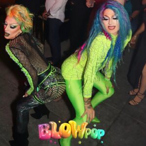 Scarlett Bobo Instagram - OH HONEY it was a @thewildweho kinda night for @blowpop.party! 

📸: @therobflo