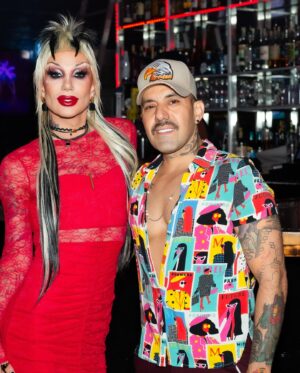 Scarlett Bobo Instagram - IDOL WORSHIP!
•
•
Every Thursday at @beachesweho brought to you by @thecococayne 
📸 @heyitsbenjaminn