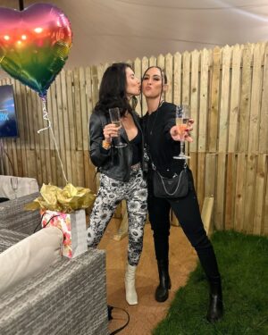 Scarlett Mellish Wilson Instagram - SHE SAID YES!! 💍🥰 I asked @scarlettwilsonofficial to be my Bridesmaid at the Robbie concert 🎉💖💫

Scarlett, you literally have a heart of gold! I have never met a kinder and more classy woman in my entire life! From India to the UK, this journey would never of been the same had we not done it together and had all these incredible memories. We were basically kids when we met and have grown through so many major life events. Coming to my biggest life event, I cannot imagine getting married without you by my side!! I love you deeply 😘💖💖💖

#wedding #weddingplanning #bridesmaid #shesaidyes #bestfriend