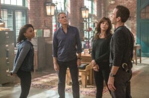 Scott Bakula Instagram - Hi folks! we have an exciting new episode, make sure you tune in! @NCISNewOrleans @CBS @JDS_PR #NCISNOLA @jaydschwartz