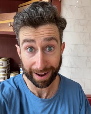 Scott Rogowsky Instagram - Back in the 2010s groove 💇‍♂️