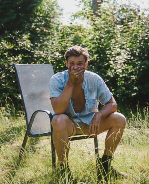 Sean Depner Instagram - Any excuse to get my hands dirty, I’m there. 🌱
Took a break from gardening with @alisonboulier to take some photos