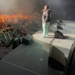 Sean Kingston Instagram - Arenas all by myself!? I stand alone 🩶👑 #GODSTHEGREATEST