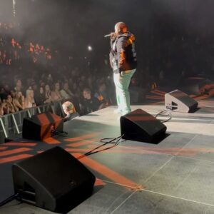 Sean Kingston Instagram - Arenas all by myself!? I stand alone 🩶👑 #GODSTHEGREATEST