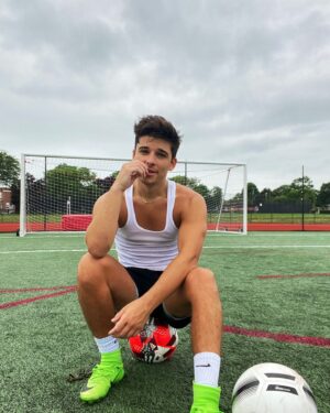 Sean O'Donnell Instagram - Got a notification that these were from 3 years ago and now I'm spiraling so you all will be joining me.