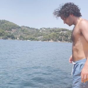 Sebastian de Souza Instagram - Hey Souzles! We went on holiday! Hope you’re all safe, sound, happy and having the most heavenly summer, all love in the world, Sebba ❤️