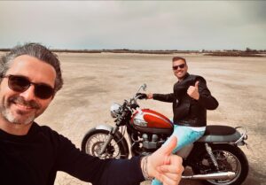 Sébastien Roch Instagram - Tournage avec Dylan @dylanrocherofficiel la légende de la pétanque Française 🫡🥇🇫🇷 bravo aux acteurs @eva_mikulski , @adriano.bodyshow bravo la real @thomas_reiser_carles , @serge.gisquiere la photo @sebastienmphoto et la prod @benoit_fodera 🫶🤟