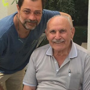Seda Yıldız Instagram - Bugün tam biryıl oldu😔kayınpederim Mehmet babam seni çok özledik  mekanın cennet olsun❤️
