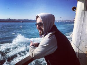Sefa Tantoğlu Instagram - Üşümenin en tatlı hali 🍃
📷 @fikaymak