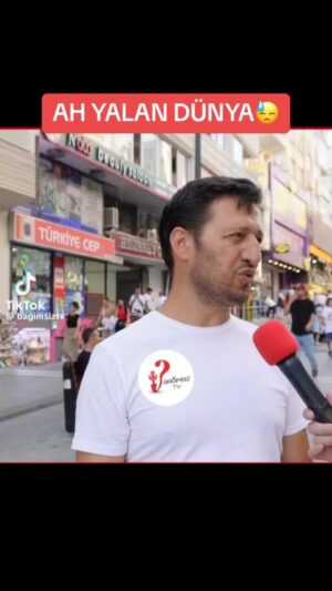 Selim Gülgören Instagram - Ah şu “PARA” ne aşk bıraktı nede sevda 👈 
Şu dünyada bir insanın değeri parayla ölçülür oldu 😓Gerçekten çok üzücü !!!!
.
Röportaj @bagimsiztvresmi 
.
#selimgülgören #şarkıcı #oyuncu #instagram #instareels #paraylasaadetolmaz #yaşam #geçimsıkıntısı #evlilikler #sevgi #aşk #hayatçokenterasan
