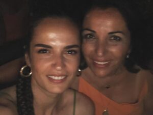 Selin Demiratar Instagram - Nice Mutlu Yaşlara Anne’cim💞
