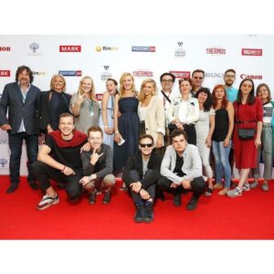Semyon Treskunov Instagram - Поздравляю съемочную группу фильма «У ангела ангина» с премьерой на фестивале «Окно в Европу» в Выборге. Это было чудесно!