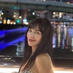 Şenay Gürler Instagram - Japonya bizim için farklı deneyimlerle geçti. Birkaç güne çok fazla şey sığdırdık. Her anı dolu doluydu. Tabii  Japon arkadaşlarımızla geçirdiğimiz zamanlar bu kültürü tanımamız açısından çok şahane oldu.
