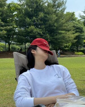 Seo Eun-soo Instagram - 긴머리 안뇽,,, ✂️