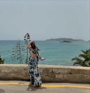 Seo Hyo-rim Instagram - I❤️Ibiza
오늘 밤에 #마틴게릭스 보러 가야하나🤦‍♀️