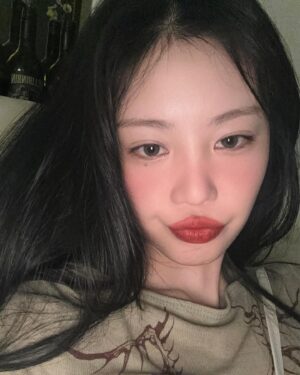 Seo Soo-jin Instagram - 셀모셀모🧚