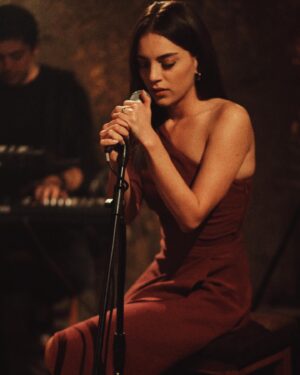 Sera Kutlubey Instagram - Cemre🔮🎶
