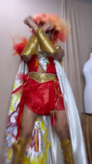 Serena Chacha Instagram - “My superpower is: I TRANSFORM” inspired by @ShazamMovie in theaters this March 17 @wbpictures @DCofficial #ShazamMovie #FuryoftheGods @HM_Comms 
Thank you @bonnietylerofficial 
#serenachacha #serenachachawigs #rupaulsdragrace #hero #dragqueen #friyay #friday #transform