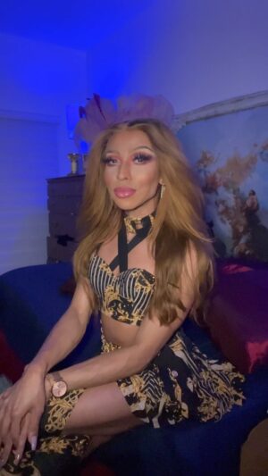 Serena Chacha Instagram - I got delicious taste… 🎀 @dojacat this track is a must for glam time 
Dressed by @vee.monique 
💜
#serenachacha #serenachachawigs #sunday #love #sundayfunday #weekend #sundayvibes #instagood #picoftheday #summer #like #food #sun #follow #me #beautiful #life #sundaymood #domingo #instadaily #goodvibes #costume #dragqueen #gay #lgbtq #music #photo #fashion