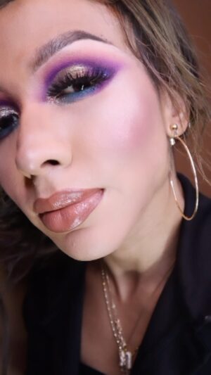Serena Chacha Instagram - @anastasiabeverlyhills ❤️ Amiga!: Quiérete como no te han sabido querer… Falling in romance with ABH fall trends 🤩🤩🤩
makeup, hair and reel by yours truly 😍
#serenachacha #anastasiabeverlyhills #beverlyhills #mua #sundayfunday #Sunday #sundayvibes #fall #fallfashion #fallvibes #falllooks #abh #abhbrows