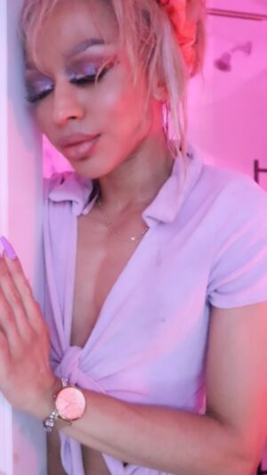 Serena Chacha Instagram - This year’s gay pride is intimate for me 🦄 the floats and costumes will return 🤩 I’m proud to finally understand that my fullest potential is becoming my work everyday 💅🏻💋🤩 so let this TRANSCEND to the next stage of my life” 🏳️‍🌈🏳️‍⚧️⚧️
happy gay pride world! 
This reel is produced and performed entirely by yours truly,🎥 
#glam by ME 💋💄👑 
#serenachacha #dragqueen #gay #gaypride #free #equality #pridemonth #panama #loveislove #pride🌈